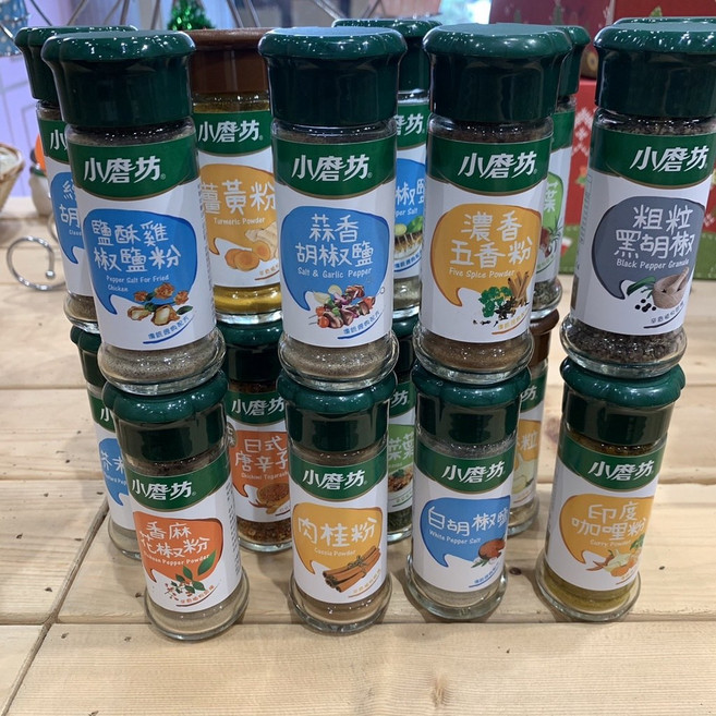嚴選SHOP 小磨坊小瓶裝系列 (白胡椒鹽/蒜香胡椒鹽/黑胡椒粉/經典胡椒鹽/粗粒黑胡椒/檸香椒鹽) Z055, 1個, 香蒜黑胡椒