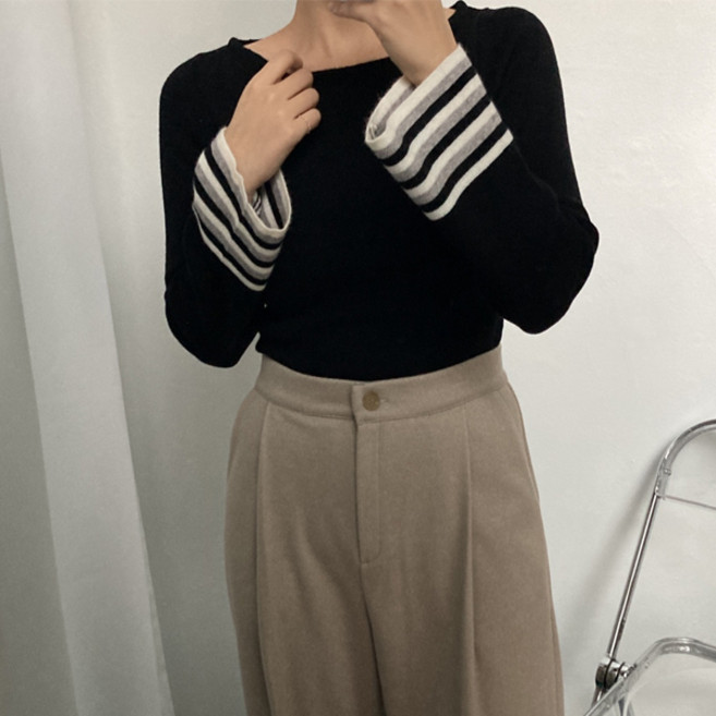 Tteugaejin 女款喇叭袖拼色Meadow船型領針織衫