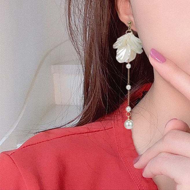 扉娜VINASHOP 漫步沙灘貝殼花珍珠流蘇耳環