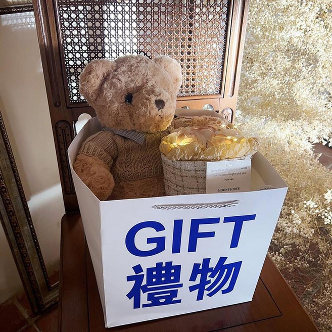 教師節大熊卡通玩偶花束 小香風卡布奇諾花束 30cm海藻熊 蛋糕盒燈串, 小香風卡布奇諾花束 50cm泰迪熊 手提袋燈串, 1個