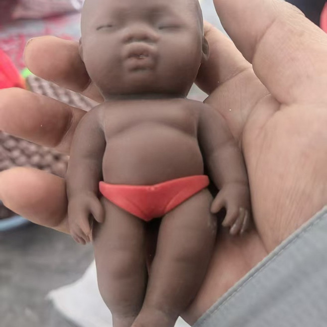 小黑娃娃 掌心捏捏樂 慢回彈解壓玩具, 14cm 黑人娃娃 帶褲子顏色隨機, 1個