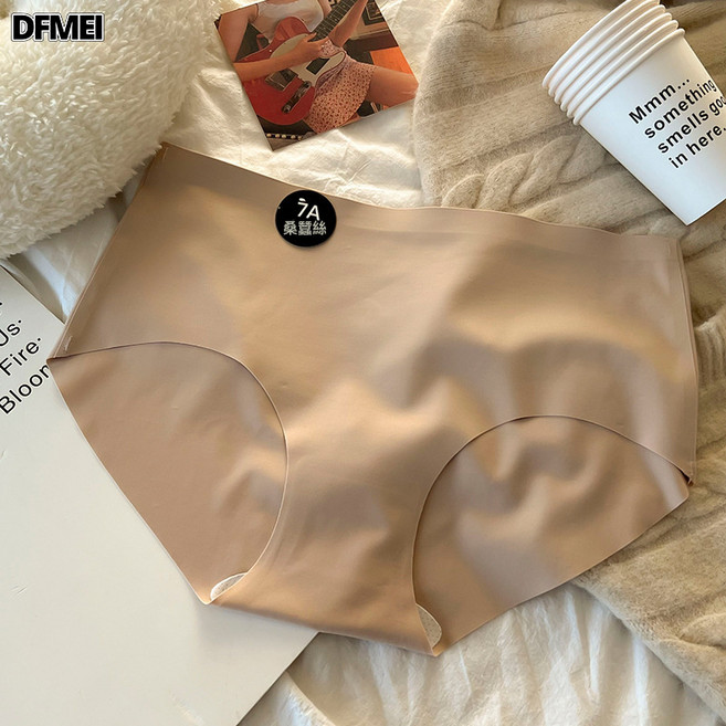 DFMEI 7A抑菌中腰無痕內褲女高彈奶皮冰皮桑蠶絲襠大碼, M(80—100斤)