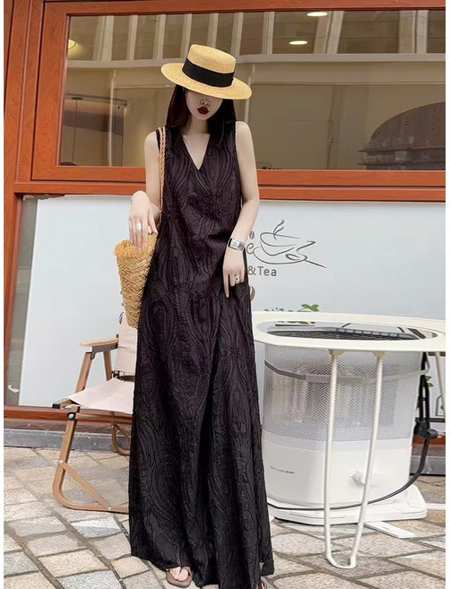 法式V領無袖連衣裙子女夏寬鬆顯瘦慵懶肌理感長度假裙, 黑色