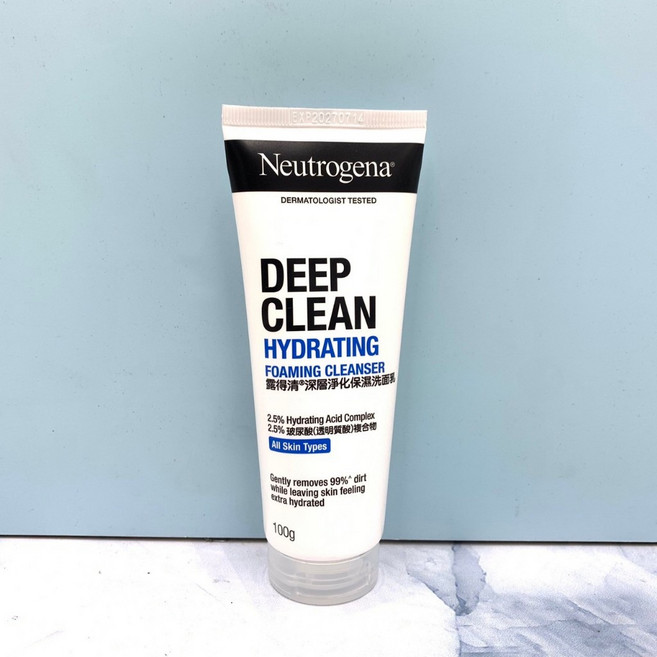露得清 Neutrogena 洗面乳/露 100g 淨化/淨化舒緩/男性去油/透亮/保濕/抗痘/抗黑頭/柔滑去角質露, 1件