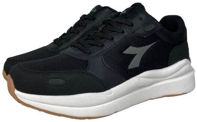 Diadora 立體飛織跑鞋 適合夜間行動安全 超輕量200g