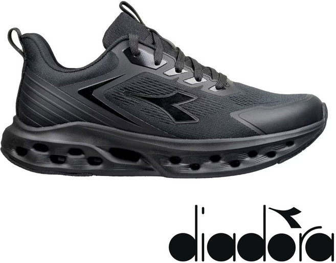 Diadora 運動機能鞋