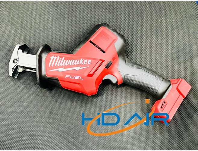 Milwaukee M18 無刷單手軍刀鋸 2719-20, 1個, 米沃奇18V快充充電器(台灣公司),折扣價