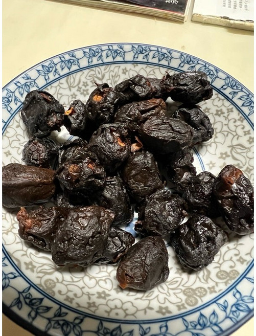 台灣產 土窯烘烤 黑葉糯種 荔枝乾, 300g, 1個