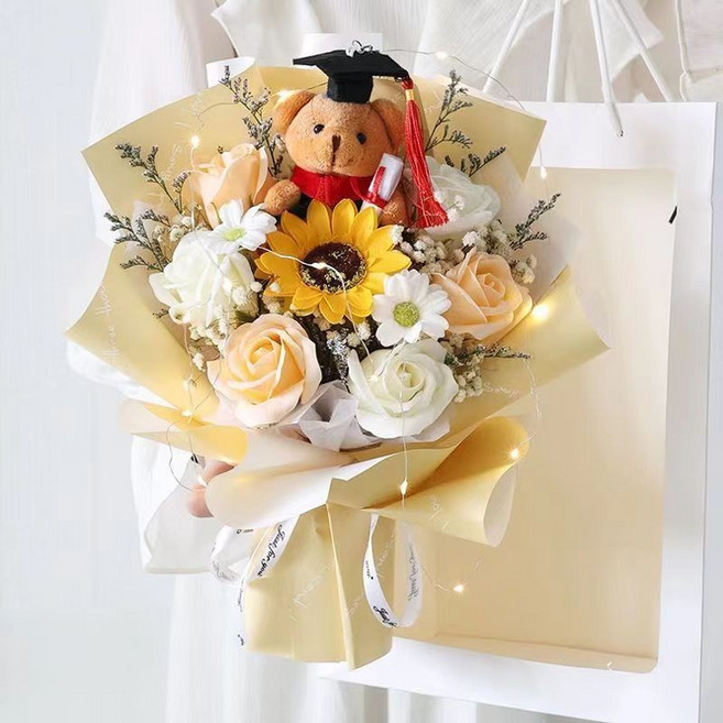 畢業季 永生花束 太陽花 暖心祝福 精緻乾燥花設計 拍照送禮兩相宜, 橙系博士小熊+禮袋, 1個