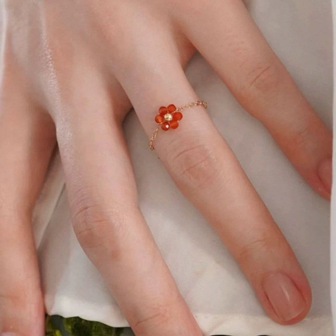 花朵串珠彈力戒指 甜美手工編織食指指環