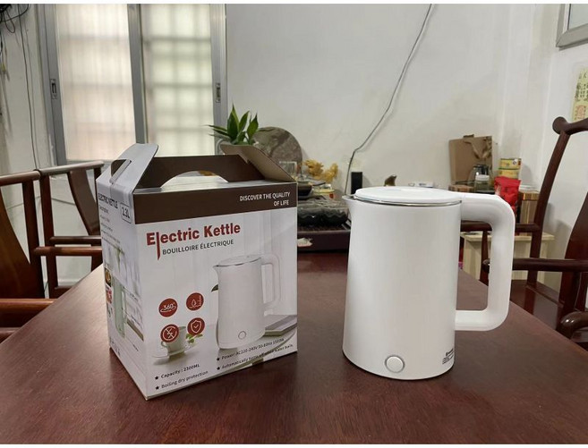 不鏽鋼電熱水壺家用自動斷電雙層防燙, 現貨【英規】2.3L白色,5000臺, 1個