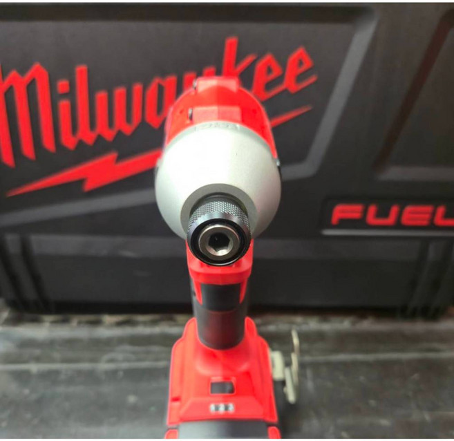 Milwaukee 美沃奇 18V 鋰電 無碳刷 衝擊 起子機 M18 BLIDR, 1個, 單主機