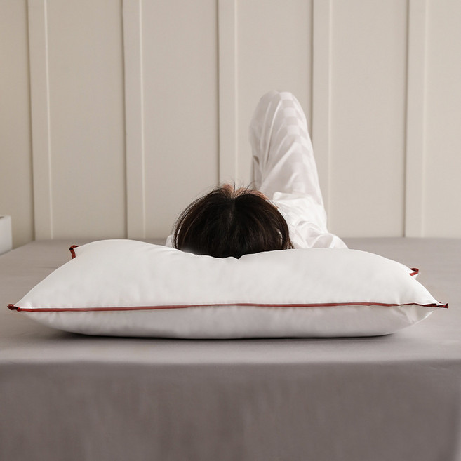 ease sleep 60s 易眠柔軟舒適睡枕 嬰幼兒級A類 可機洗 高回彈, 嬰幼兒級A類標準 - 柔軟羽絲高枕 酒紅邊, 1件