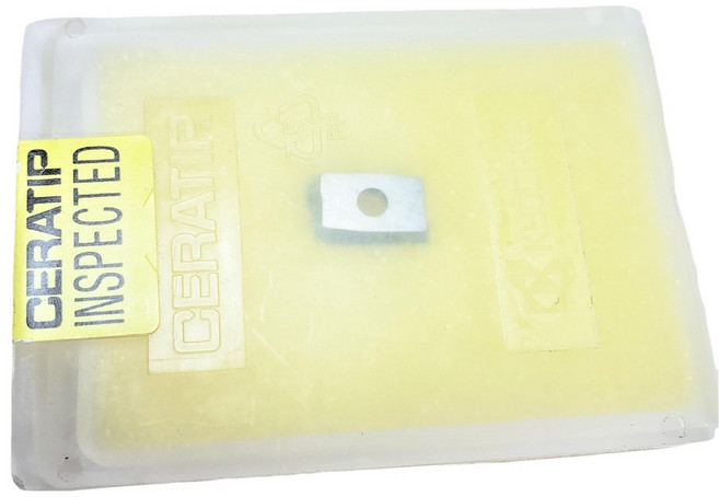 Kyocera 京瓷 PCD 銑刀片 BDMT11T302FR KPD001, 1個