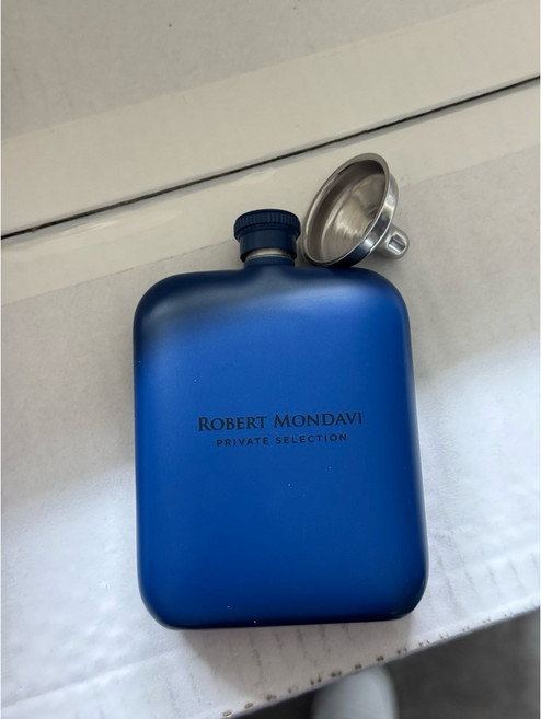 Robert Mondavi 隨身酒瓶, 1個, 銷光寶石藍