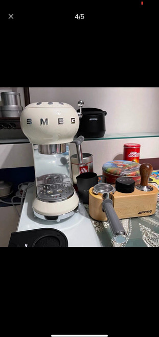 SMEG 斯麥格 義式咖啡機 全新未拆封 官方質保, 商品主圖, 1個