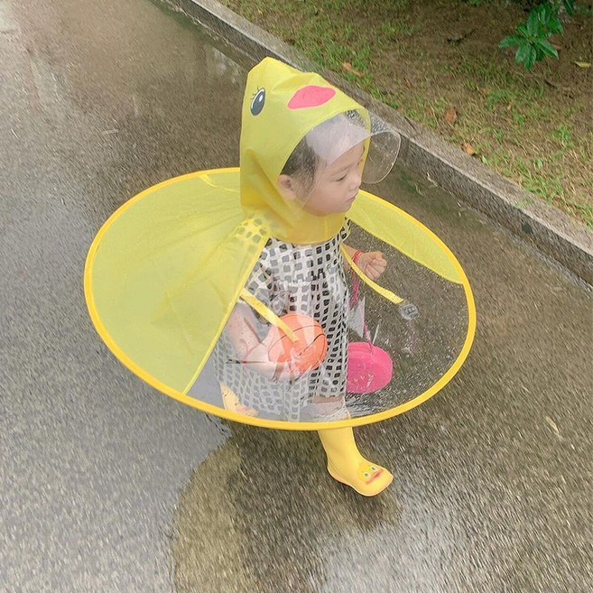 兒童小黃鴨飛碟斗篷雨衣 幼兒園寶寶連帽雨披