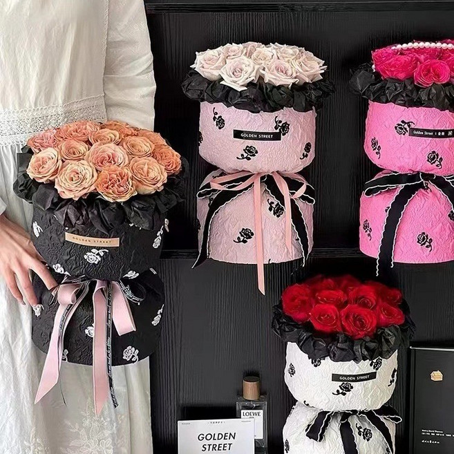 母親節專屬小香風11朵永生玫瑰花束 情人節告白送女友好禮, 1件, 11朵+禮袋大紅色花:如圖所示