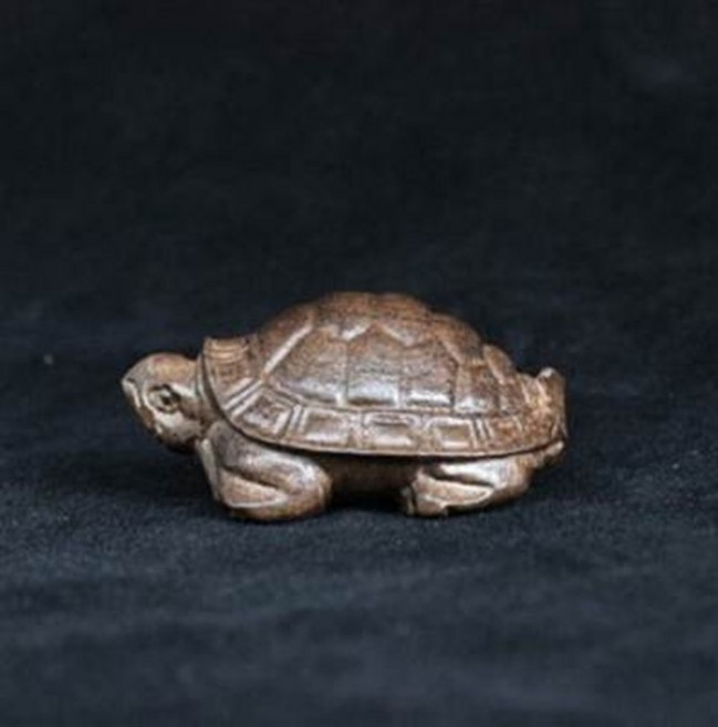 木雕烏龜擺件, 1個
