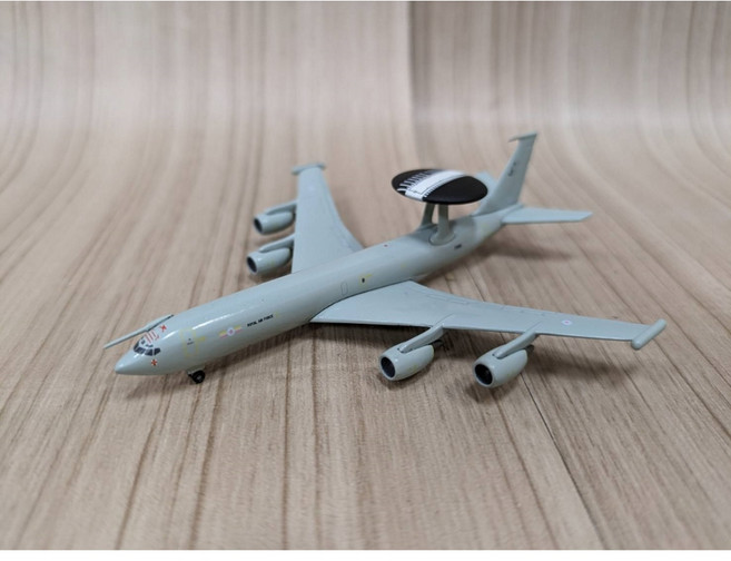 Herpa 1/500 Boeing E-3D 哨兵預警機 英國皇家空軍塗裝, 1個
