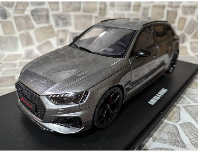GT SPIRIT Audi RS4 Avant Competition 2020 汽車模型, 1個
