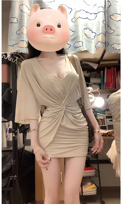 微胖mm純欲辣妹風V領短袖連衣裙女夏季新款收腰褶皺彈力包臀短裙