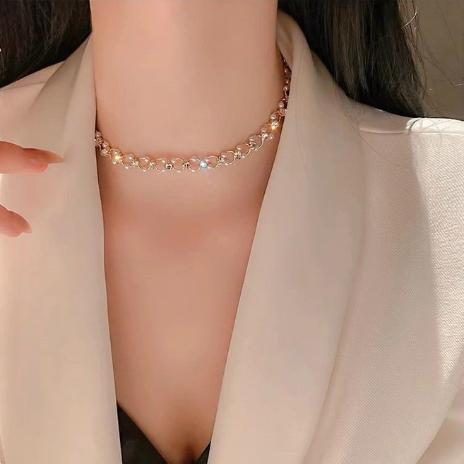 輕奢小粒珍珠項鍊女高級設計感鎖骨鏈秋冬時尚頸鍊韓版簡約
