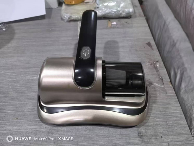 無線大功率吸塵器手持藍光牀上沙發除蟎儀一機多用新品大吸力, 高級噴漆, 黑金色