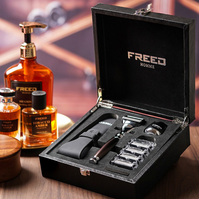 FREED 五刀式刮鬍刀尊爵四件組禮盒 - 馬鞍棕, 1套
