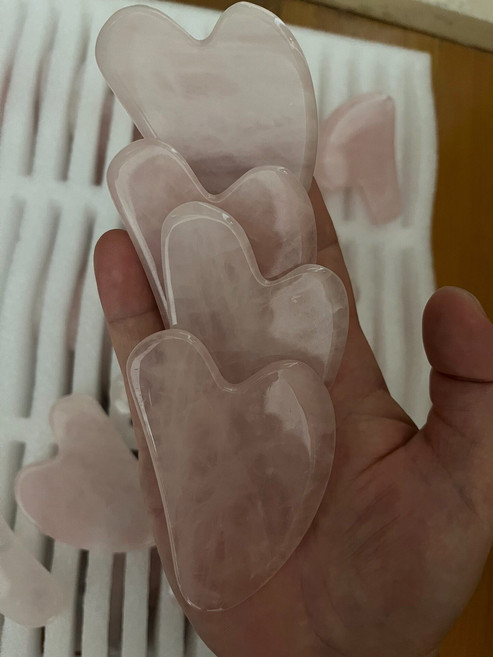 粉水晶玉石刮痧板 臉部美容撥筋刮臉, 1個, 如圖所示