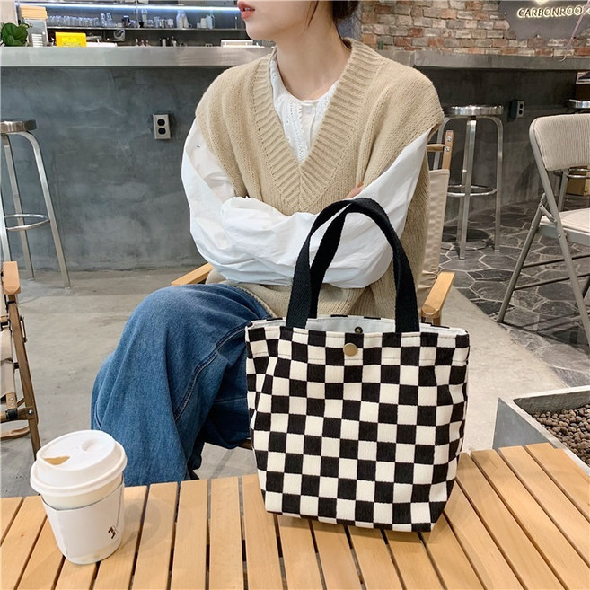 【BAGEL蓓果】現貨 燈芯絨手提袋 復古可愛小物收納 少女手拎包 媽媽包 學生便當袋 有內袋 隨身包, 黑白格, 黑白格