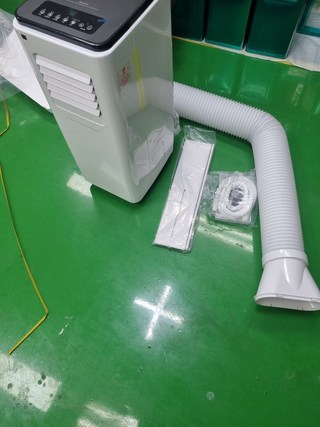 신일 이동식 리모컨 에어컨 SMA-D9000K 깔끔한 디자인과 조작부