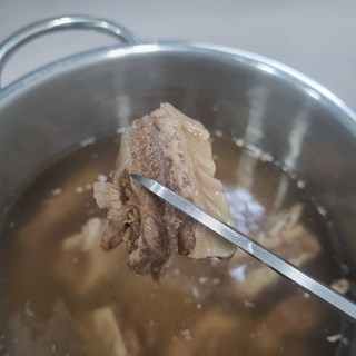 온작 이영자 뼈없는 갈비탕, 400g, 5개 온작 이영자 뼈없는 갈비탕, 400g, 5개 사용감 참고 사진 7