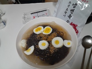 조선호랑이냉면 물냉면 냉면 밀키트 (5인분), 3.05kg, 1개 조선호랑이냉면 물냉면 냉면 밀키트 (5인분), 3.05kg, 1개 사용감 참고 사진 8