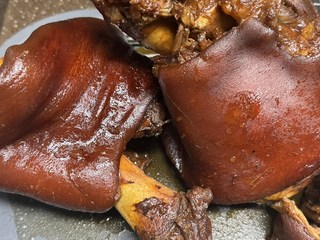 동원홈푸드 돼지장족 통족발용 돈학 미정선 원육 (냉동), 2.2kg, 1개 동원홈푸드 돼지장족 통족발용 돈학 미정선 원육 (냉동), 2.2kg, 1개 사용감 참고 사진 5