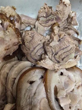 동원홈푸드 돼지장족 통족발용 돈학 미정선 원육 (냉동), 2.2kg, 1개 동원홈푸드 돼지장족 통족발용 돈학 미정선 원육 (냉동), 2.2kg, 1개 사용감 참고 사진 4