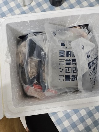 대건명가 부산 돼지국밥 (630g) 육수 고기 양념장, 630g, 5세트 대건명가 부산 돼지국밥 (630g) 육수 고기 양념장, 630g, 5세트 사용감 참고 사진 6