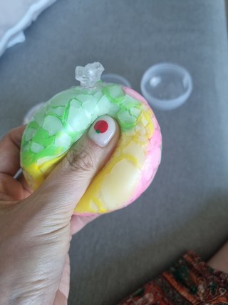 어플리티 콰사삭 왁뿌볼 왁스뿌시기 말랑이 스트레스볼 어플리티 콰사삭 왁뿌볼 왁스뿌시기 말랑이 스트레스볼 사용감 참고 사진 2