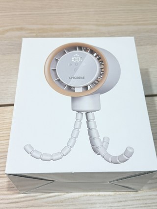 [시크벨] [어린이 KC] 유모차 선풍기 자동 회전 대용량 배터리 5000mAh 캠핑용 문어… [시크벨] [어린이 KC] 유모차 선풍기 자동 회전 대용량 배터리 5000mAh 캠핑용 문어발 냉풍기 사용감 참고 사진 8