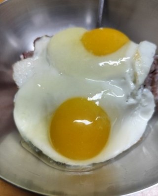 삼초마을 계란 자연방사 유정란 무항생제 40구로 만든 계란후라이 이미지