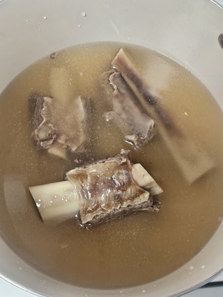 사미헌 갈비탕 (냉동), 1kg, 1개 사미헌 갈비탕 (냉동), 1kg, 1개 사용감 참고 사진 2