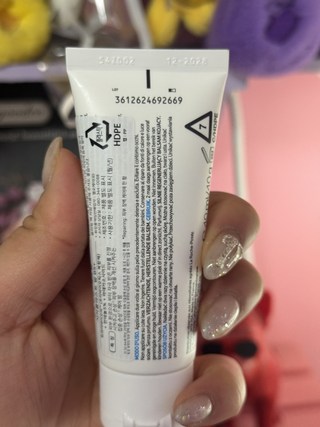 라로슈포제 뉴 시카플라스트 밤 B5+ 크림, 40ml, 1개 라로슈포제 뉴 시카플라스트 밤 B5+ 크림, 40ml, 1개 사용감 참고 사진 2