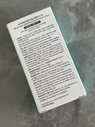 OBge 포어제로 오일 컨트롤 선스틱 SPF50+ PA++++, 18g, 1개 OBge 포어제로 오일 컨트롤 선스틱 SPF50+ PA++++, 18g, 1개 사용감 참고 사진 4