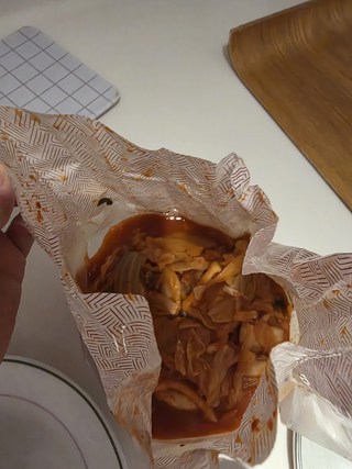 조선호텔 썰은배추김치 프레시, 1.2kg, 1개 조선호텔 썰은배추김치 프레시, 1.2kg, 1개 사용감 참고 사진 2
