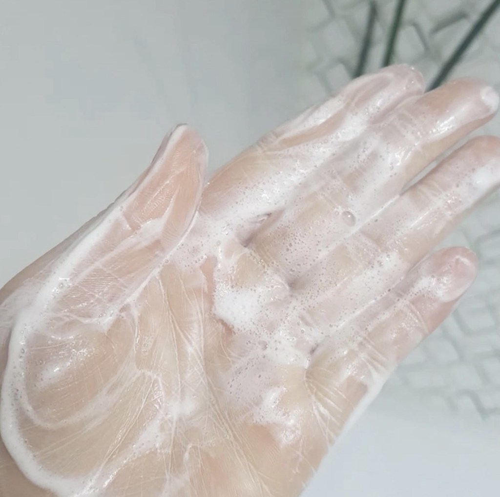 폴메디슨 딥레드 아크네 폼클렌징 이미지 3
