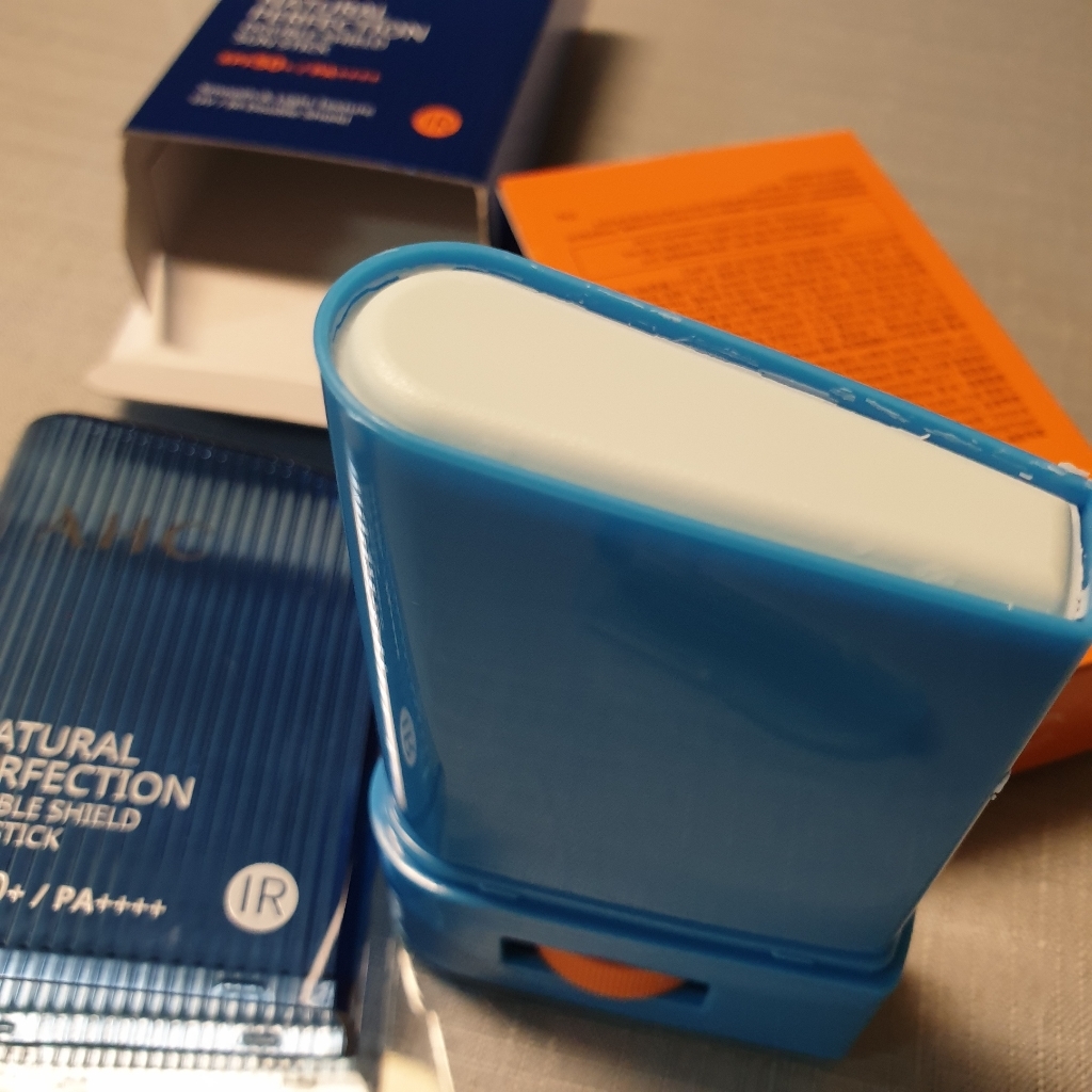 AHC 내추럴 퍼펙션 더블 쉴드 선스틱 SPF50+/PA++++ 이미지 4