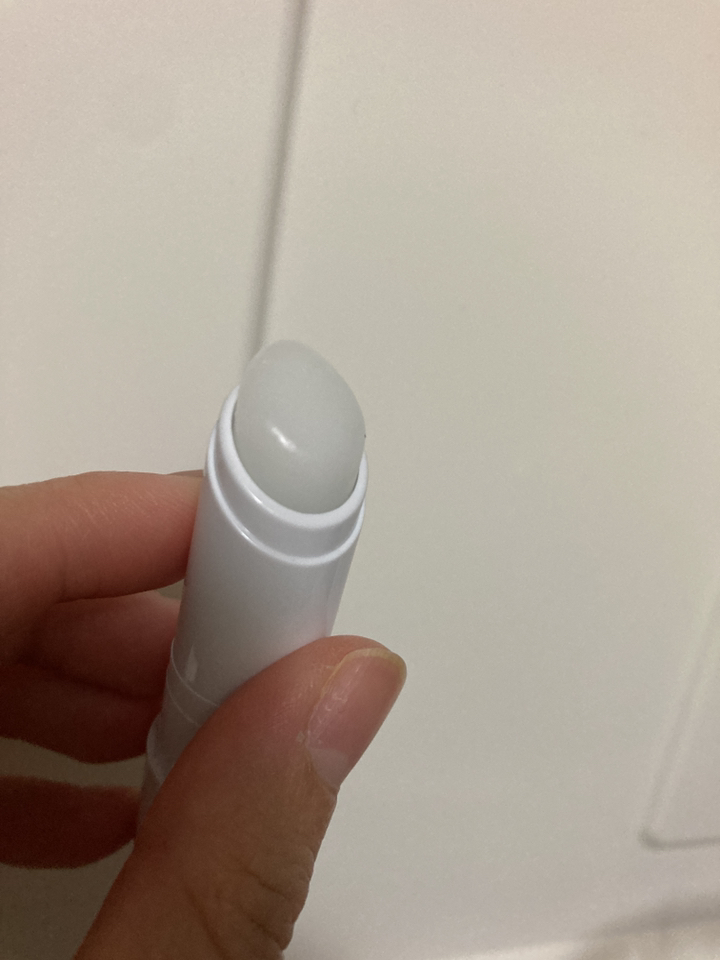 바이오더마 아토덤 스틱레브르 립밤 이미지 3