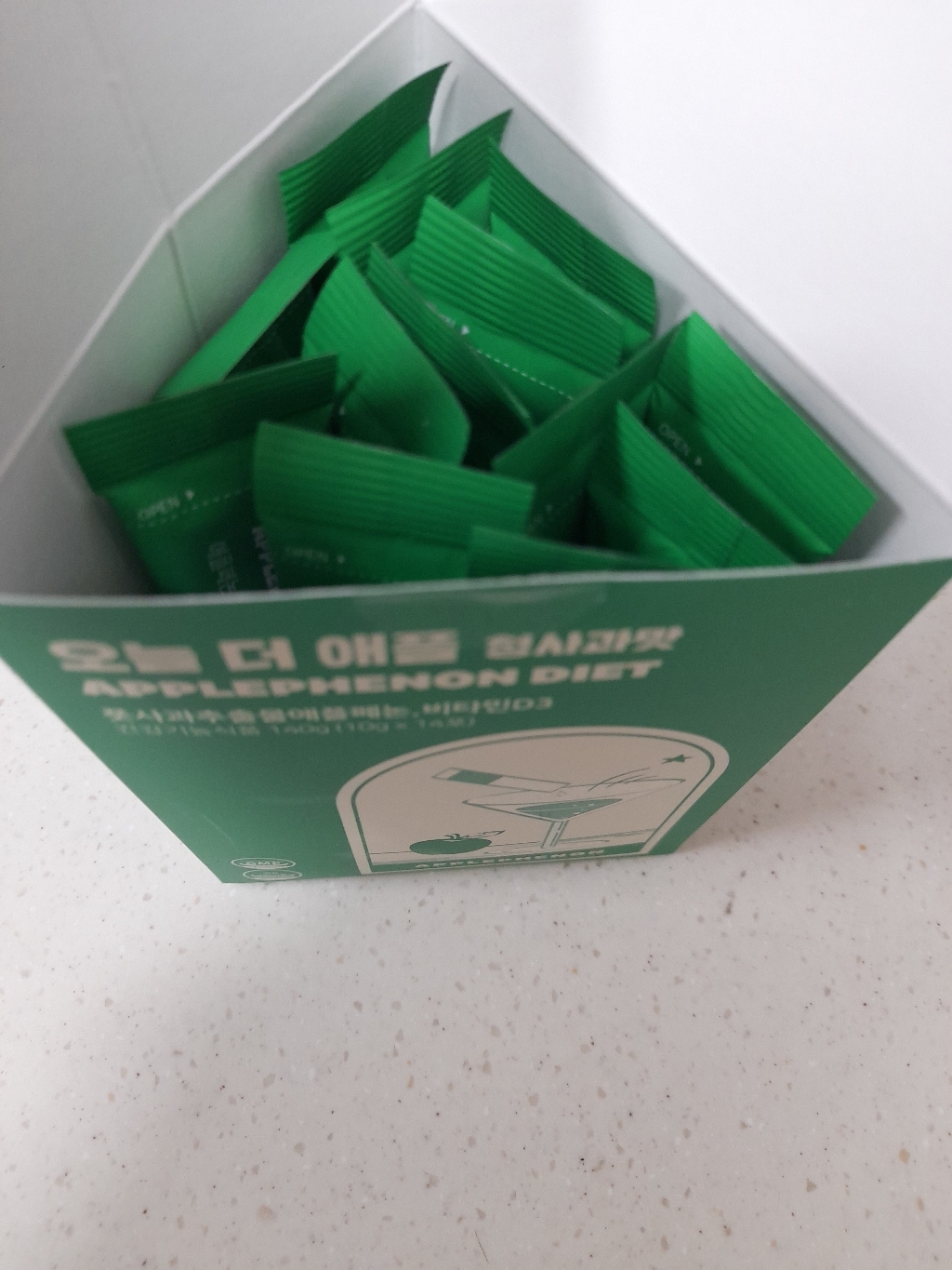 칼로비스 오늘 더 애플 청사과맛 애플페논 체지방 뱃살관리 다이어트보조제 ... 맛있게 먹은 솔직 후기 - 상품 이미지 4