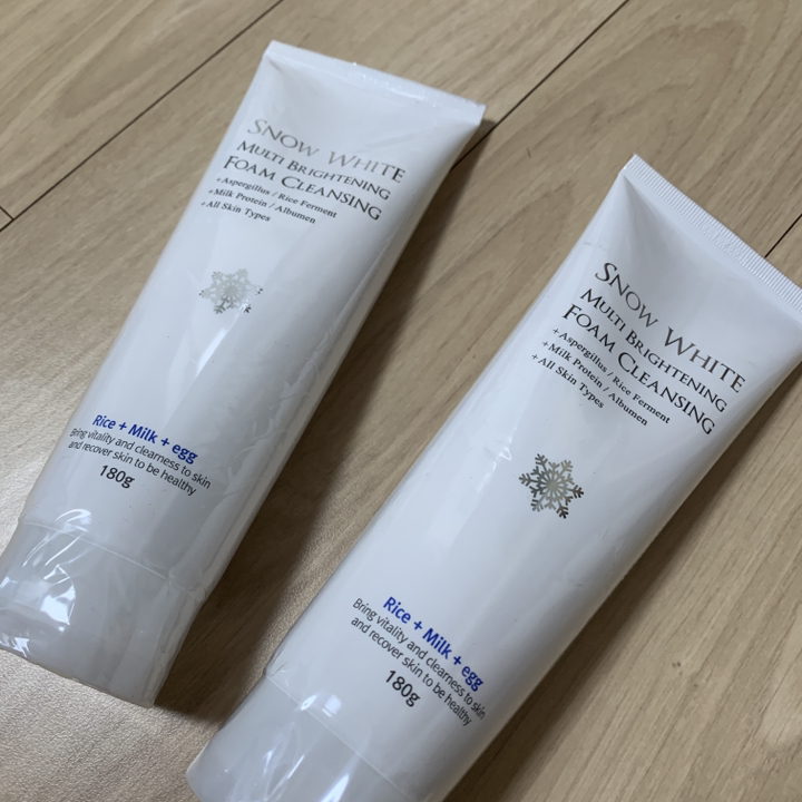 뷰티레시피 스노우 화이트 멀티 브라이트닝 폼클렌징 이미지 2