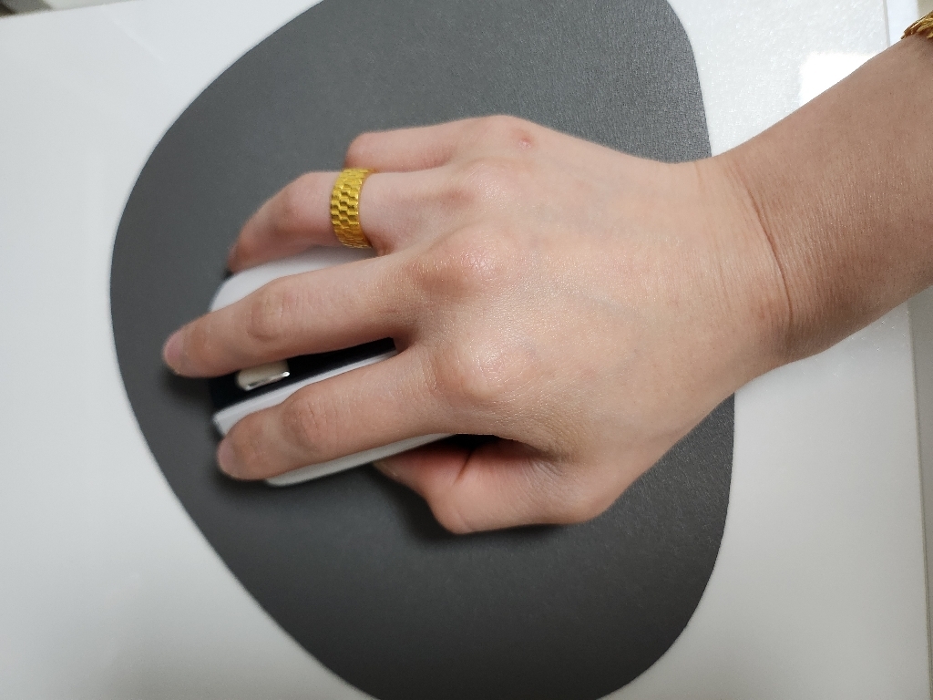 그리디파머스 가죽 마우스 패드 이미지 4